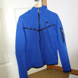 Nike tech fleece sweatshirt in royal blue - size M